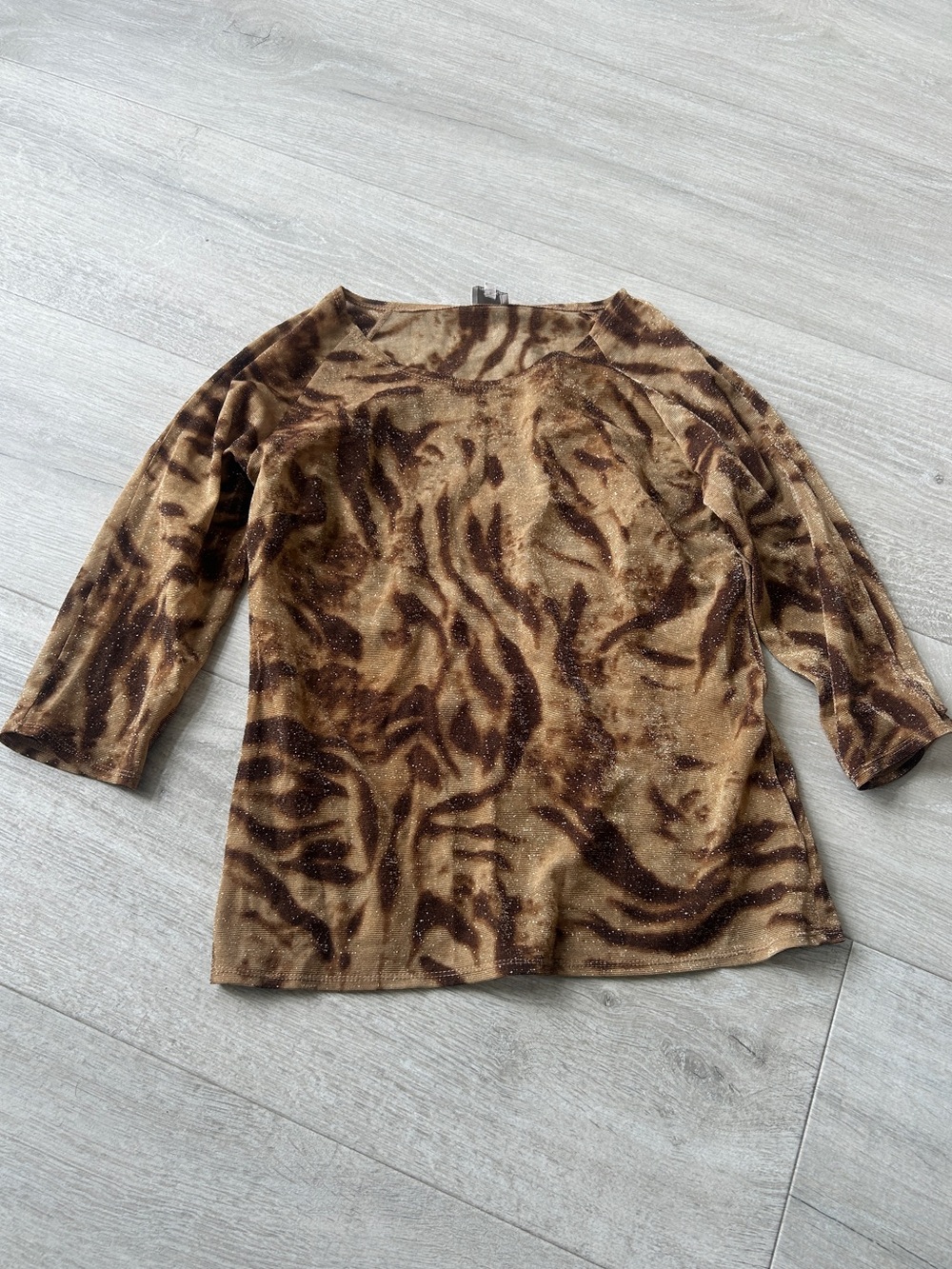 Leopard Print 3/5 Sleeve Top vintage sparkly sheer